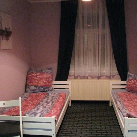 Ferienwohnung Charlett Dresda Esterno foto